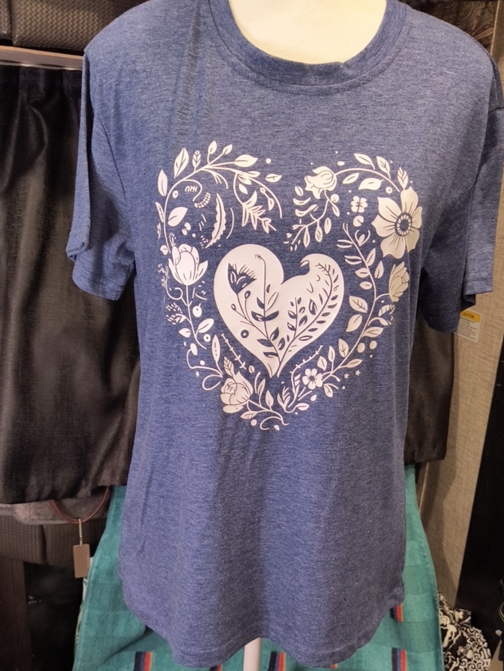 Blue Floral Heart Graphic Kids T‑Shirt